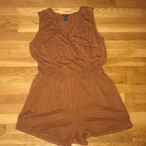 NEVER WORN: Brown stretch romper